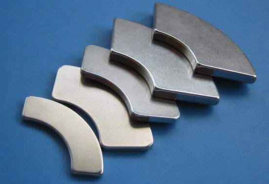 arc wedge magnets