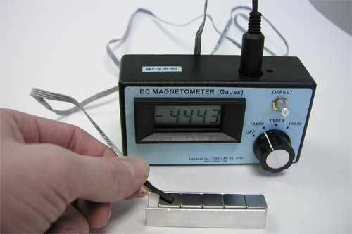 surface measurement of rare earth magnet non-halbach array at 4443 gauss