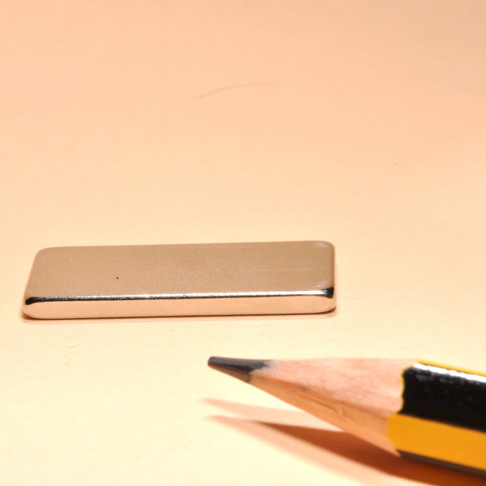 Rectangular Block Magnet Neodymium N35 25X10X2 - Neodymium Block Magnets