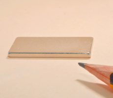 Strong Neodymium Rectangular Magnets N35 30X15X2