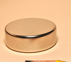 Super Strong Cylindrical Magnet NdFeB N35 D30x10