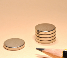 Permanent Cylindrical Neodymium Magnets N35 D12x2