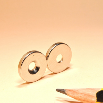 Neodymium Magnets With Countersunk Holes N35